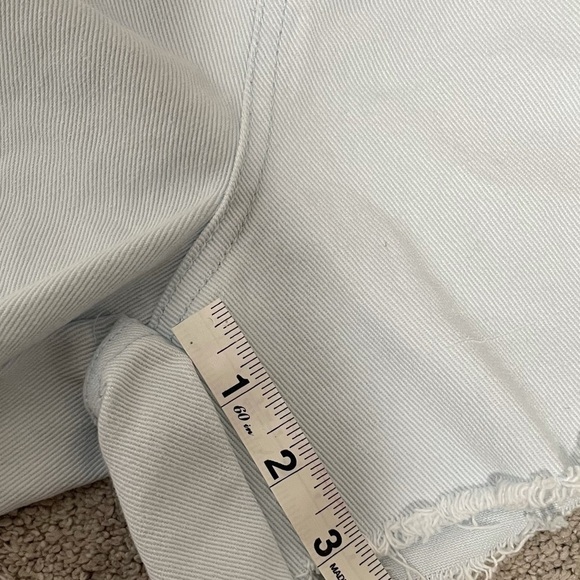 VINTAGE Boutique Custom Distressed Cutoffs - Picture 9 of 11